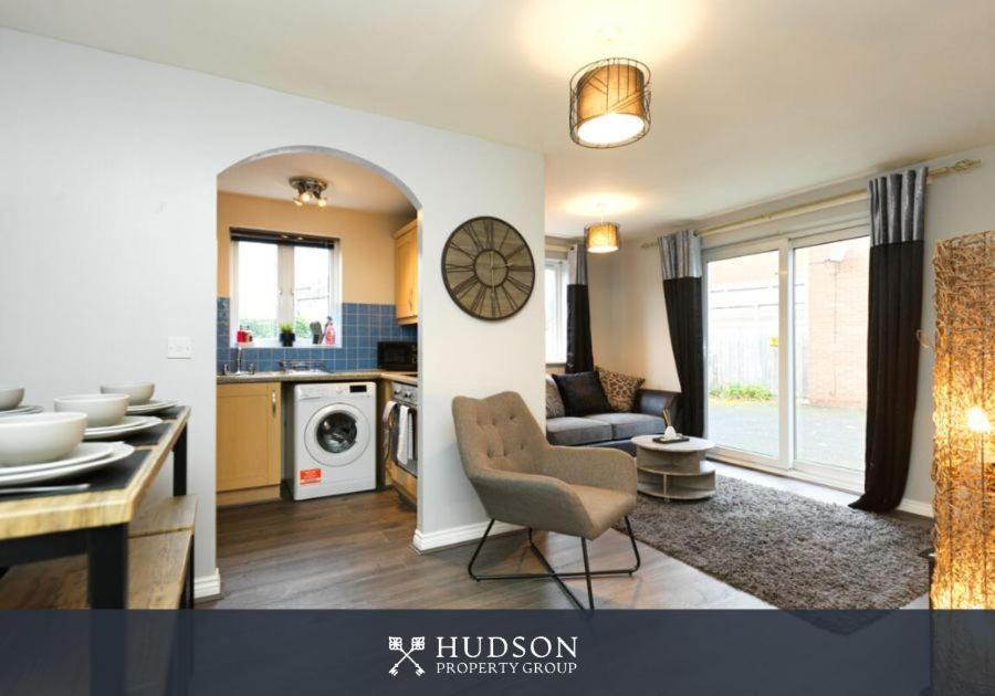 Telford 2-Bedroom Apartment Bagian luar foto